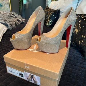 Christian Louboutin Altareva 160 Glitter Luminor- never worn. Had vibrams added